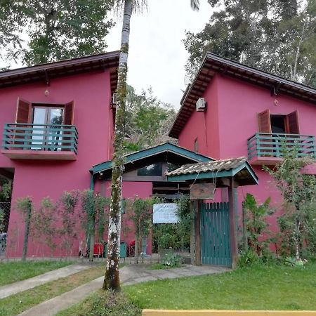 Villa Felix Suites E Chales Ubatuba Exterior photo